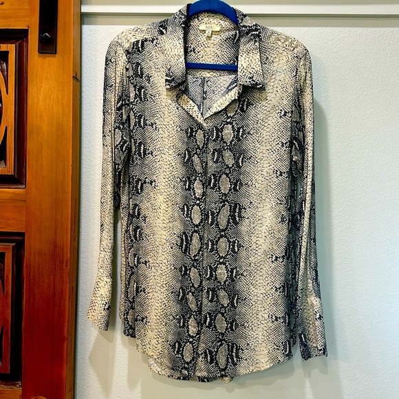Snake print blouse - Picture 1 of 6